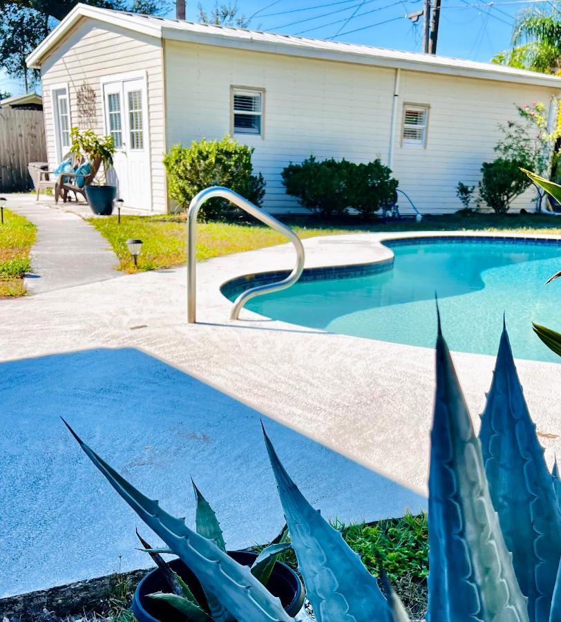 Paradise Hideaway Entire Guest Home Near Beach Clearwater Exterior foto